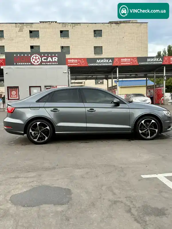 Audi A3 2016, фото з оголошення 1 з 14, VIN WAUZZZ8V4G1107846