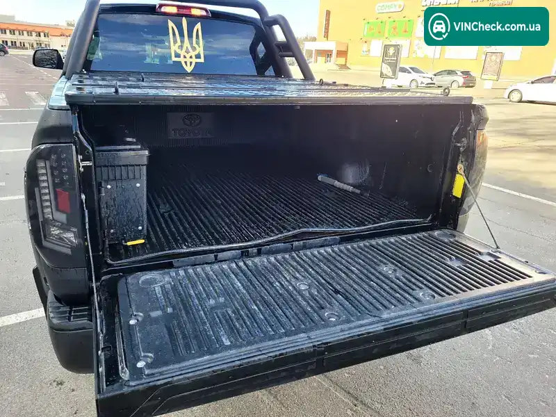 Toyota Tundra 2016, фото з оголошення 2 з 14, VIN 5TFUM5F19GX067412
