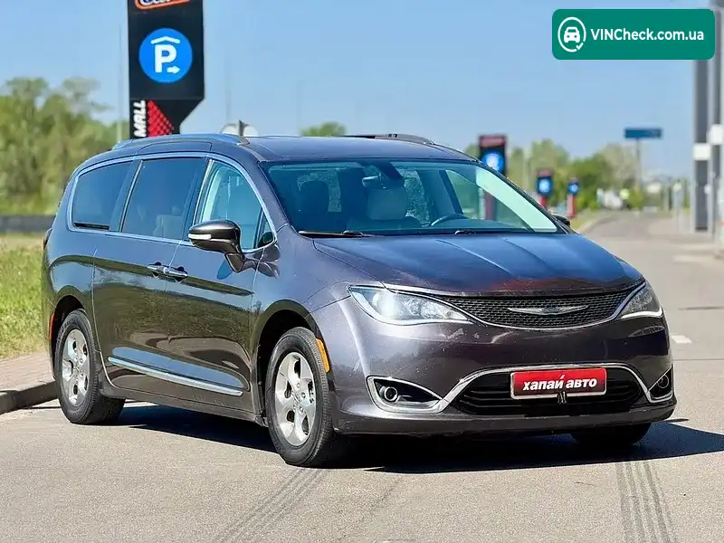 Chrysler Pacifica 2018, фото з оголошення 2 з 17, VIN 2C4RC1L76JR237774