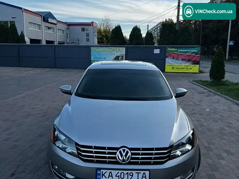 Volkswagen Passat 2012, фото з оголошення 1 з 20, VIN 1VWBN7A3XCC049590