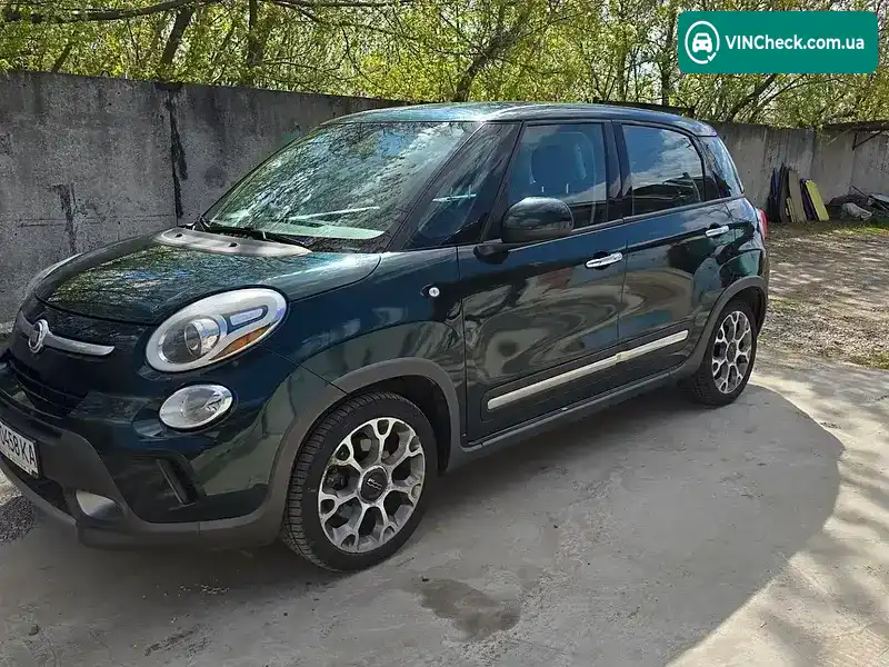 Fiat 500L 2013, фото з оголошення 2 з 16, VIN ZFBCFADH8EZ020729