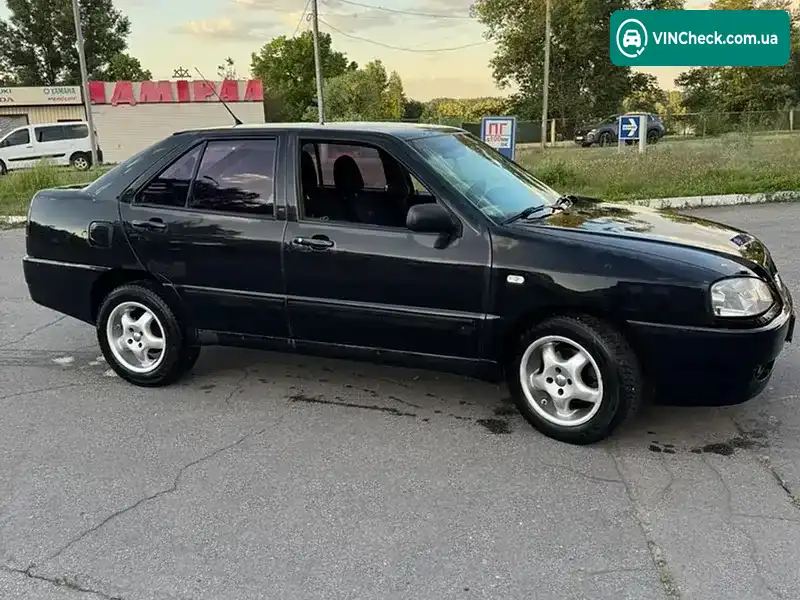 Chery Amulet 2007, фото з оголошення 2 з 11, VIN Y6DDA11B28D016098