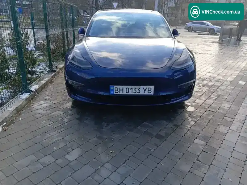 Tesla Model 3 2018, фото з оголошення 1 з 8, VIN 5YJ3E1EB6JF088456