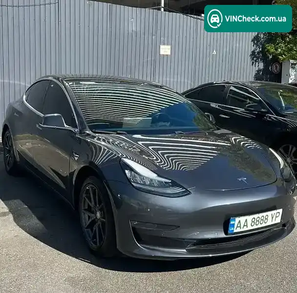 Tesla Model 3 2019, фото з оголошення 2 з 20, VIN 5YJ3E1EB7KF209934