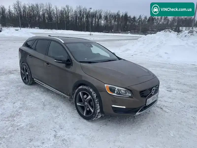 Volvo V60 2015, фото з оголошення 2 з 14, VIN YV4612HM8F1000354