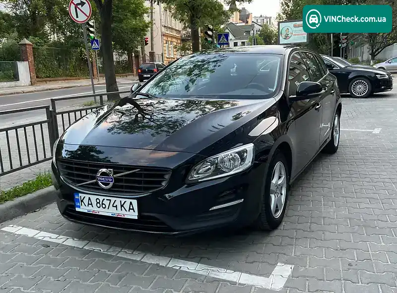 Volvo V60 2017, фото з оголошення 1 з 15, VIN YV1FW78C0J2393378
