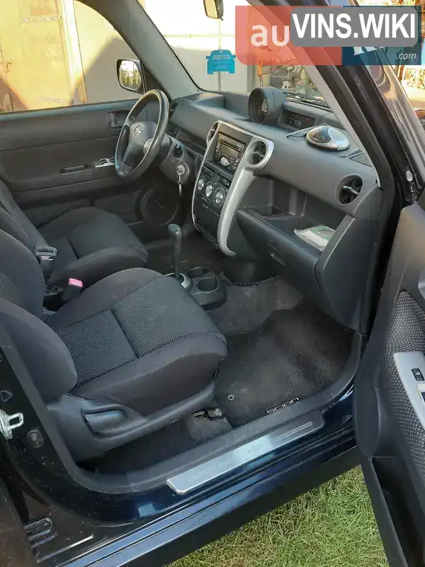 Scion xB 2004, фото з оголошення 2 з 17, VIN JTLKT324940142469