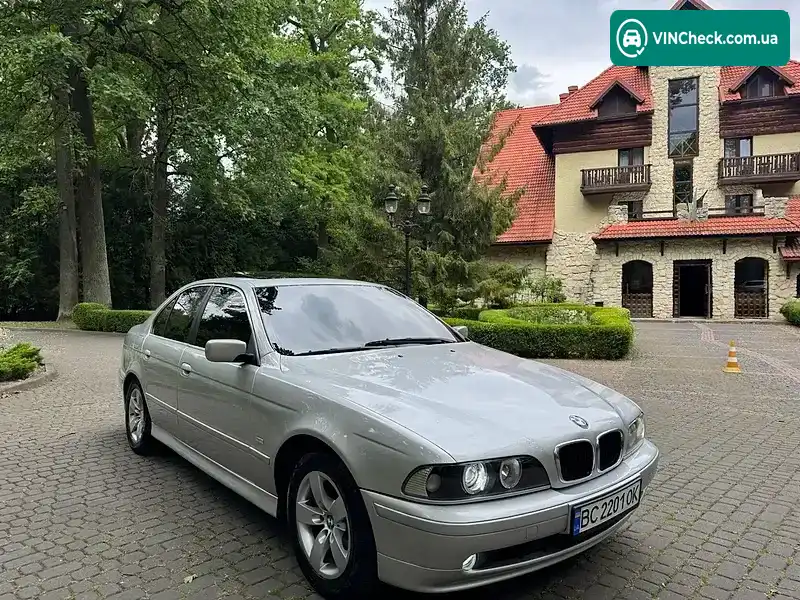 BMW 5 Series 2002, фото з оголошення 1 з 16, VIN WBADT43482GY42123