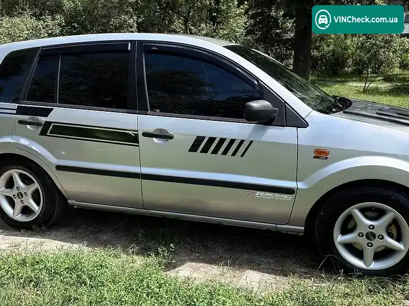 Ford Fusion 2003, фото з оголошення 2 з 20, VIN WF0UXXGAJU2A55090