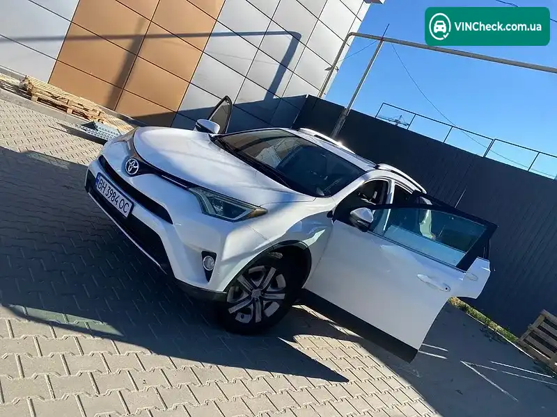 Toyota RAV4 2016, фото з оголошення 1 з 11, VIN 2T3WFREV3GW311476