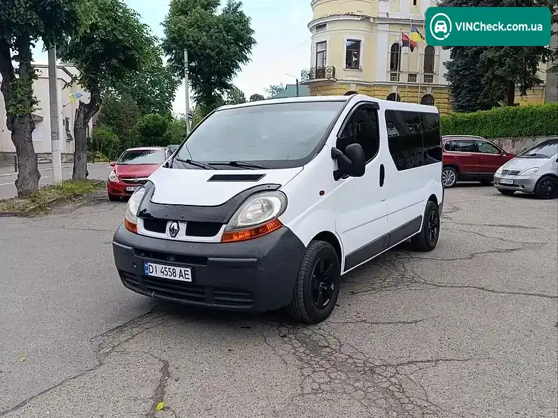 Renault Trafic 2005, фото з оголошення 2 з 14, VIN VF1FLABA56V258489