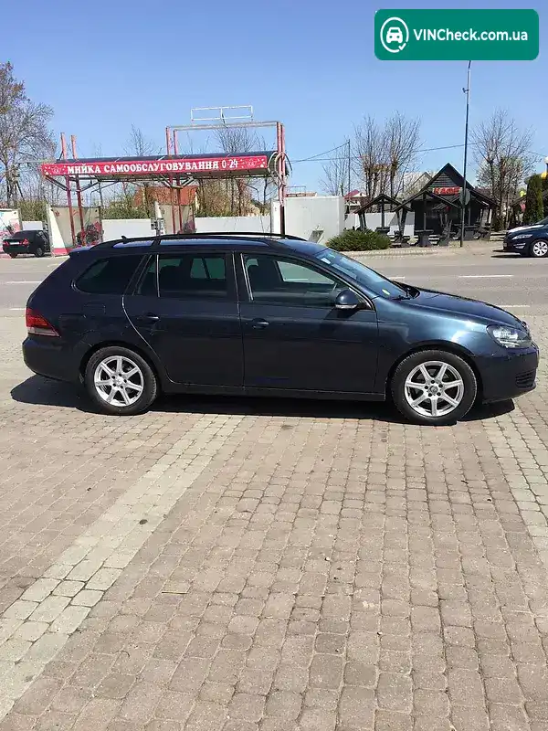 Volkswagen Golf 2010, фото з оголошення 2 з 20, VIN WVWZZZ1KZAM675550