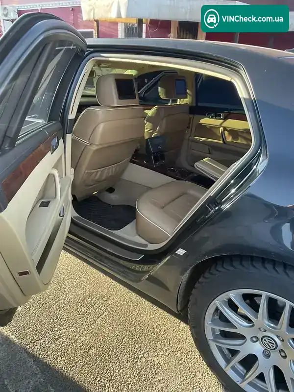 Volkswagen Phaeton 2007, фото з оголошення 1 з 20, VIN WVWZZZ3DZ88000781