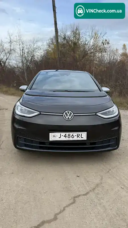 Volkswagen ID.3 2020, фото з оголошення 2 з 20, VIN WVWZZZE1ZLP010845
