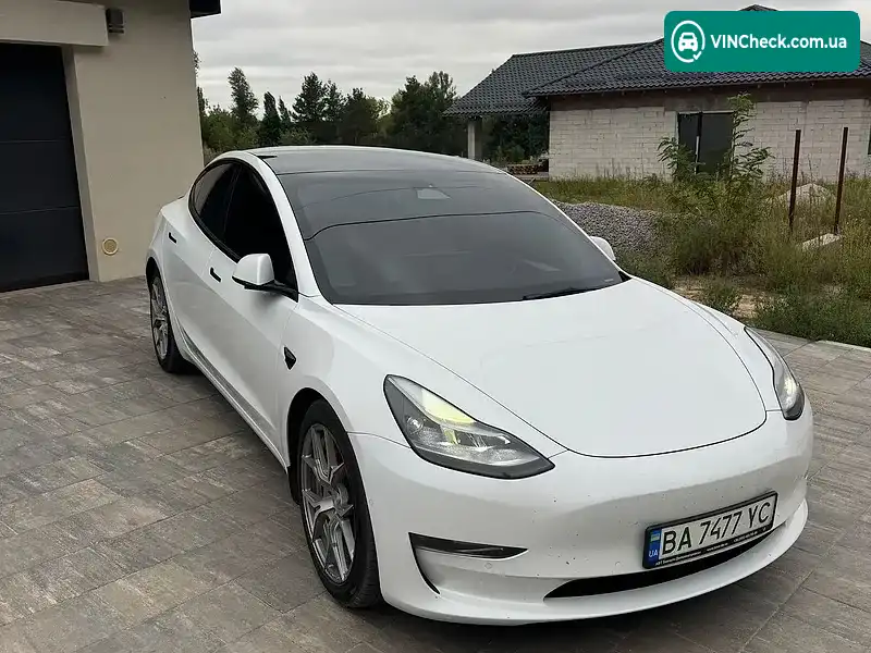 Tesla Model 3 2022, фото з оголошення 2 з 8, VIN 5YJ3E1EC6NF309875