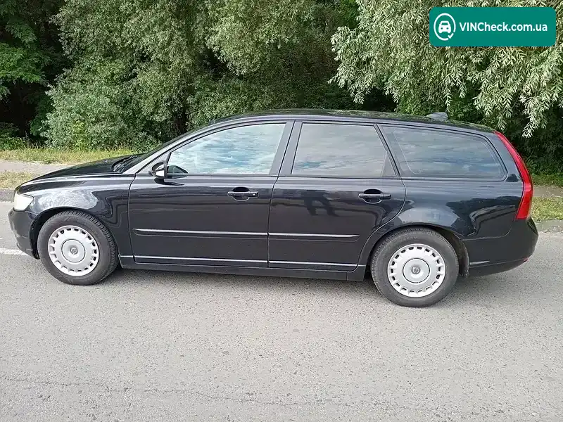 Volvo V50 2011, фото з оголошення 2 з 12, VIN YV1MW84E1C2671433