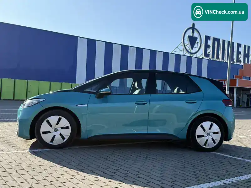 Volkswagen ID.3 2021, фото з оголошення 2 з 20, VIN WVWZZZE1ZM8001116