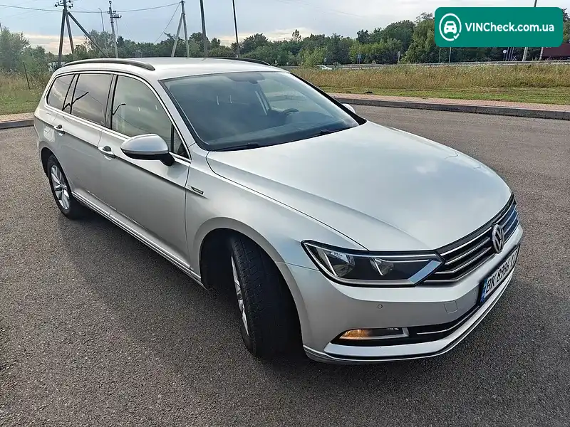 Volkswagen Passat 2016, фото з оголошення 1 з 18, VIN WVWZZZ3CZGE187997