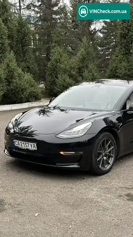 Tesla Model 3 2018, фото з оголошення 2 з 21, VIN 5YJ3E1EB9JF096003