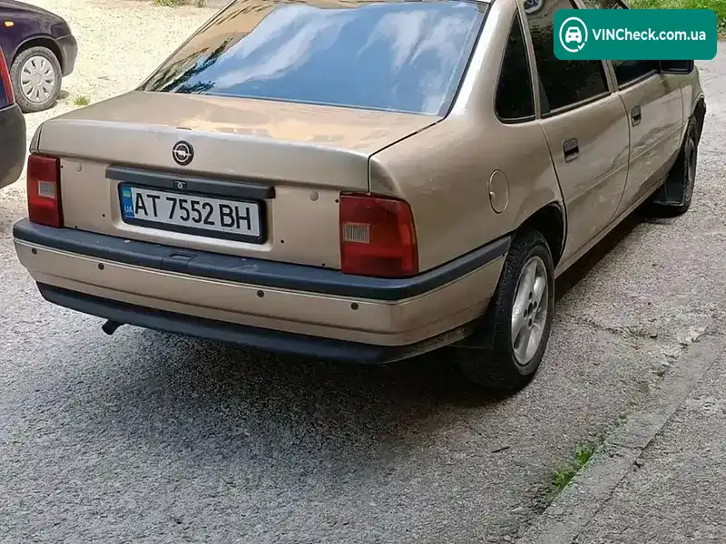 Opel Vectra 1991, фото з оголошення 1 з 18, VIN W0L000087M5267754