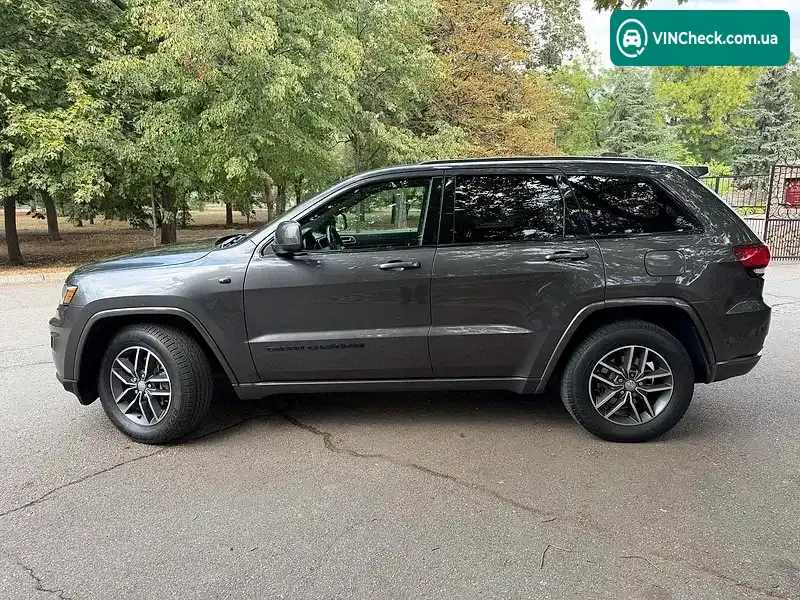 Jeep Grand Cherokee 2017, фото з оголошення 2 з 20, VIN 1C4RJFAG1JC227992