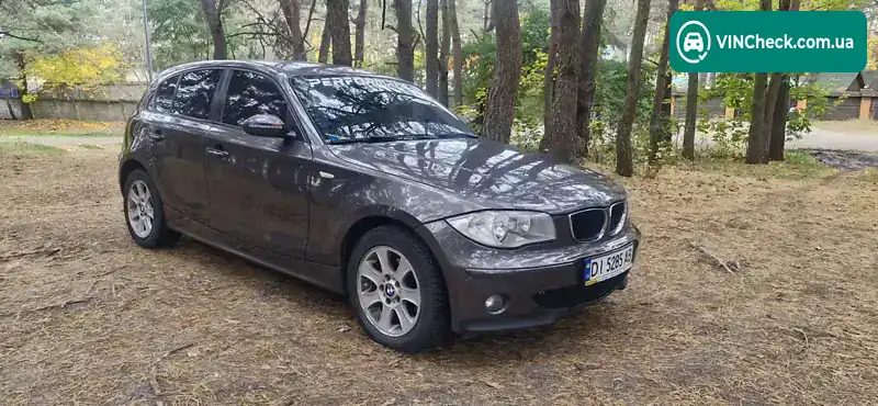 BMW 1 Series 2005, фото з оголошення 2 з 21, VIN WBAUF31000PR41856
