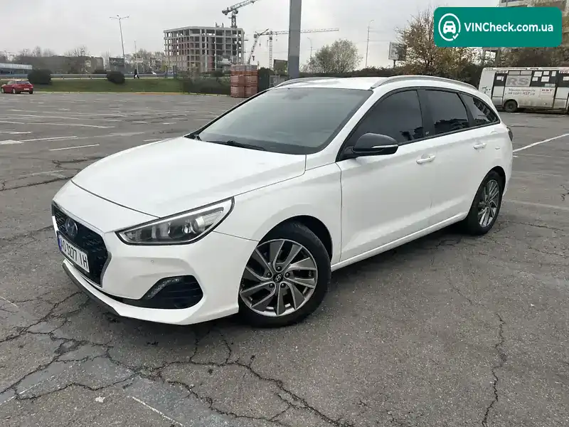 Hyundai i30 2018, фото з оголошення 2 з 21, VIN TMAH3817AJJ031190