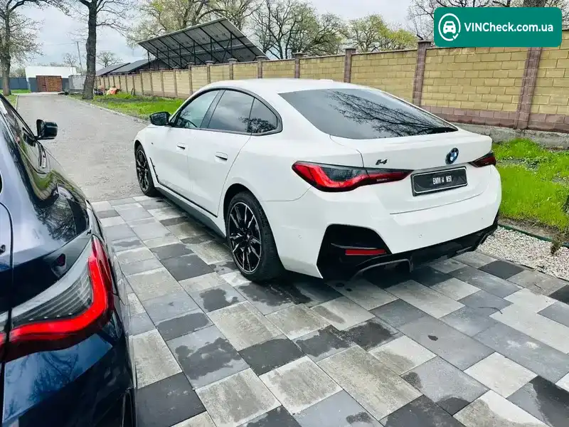 BMW i4 2024, фото з оголошення 2 з 6, VIN WBY31AW000FS52513