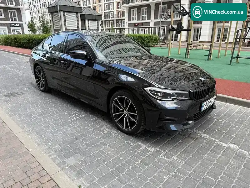 BMW 3 Series 2019, фото з оголошення 1 з 21, VIN 3MW5R7J05L8B12819