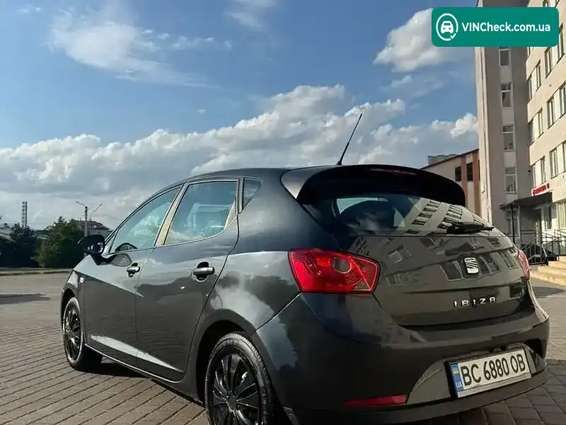 SEAT Ibiza 2010, фото з оголошення 2 з 20, VIN VSSZZZ6JZAR126289