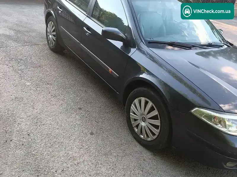 Renault Laguna 2002, фото з оголошення 2 з 14, VIN VF1KG0E0526622626