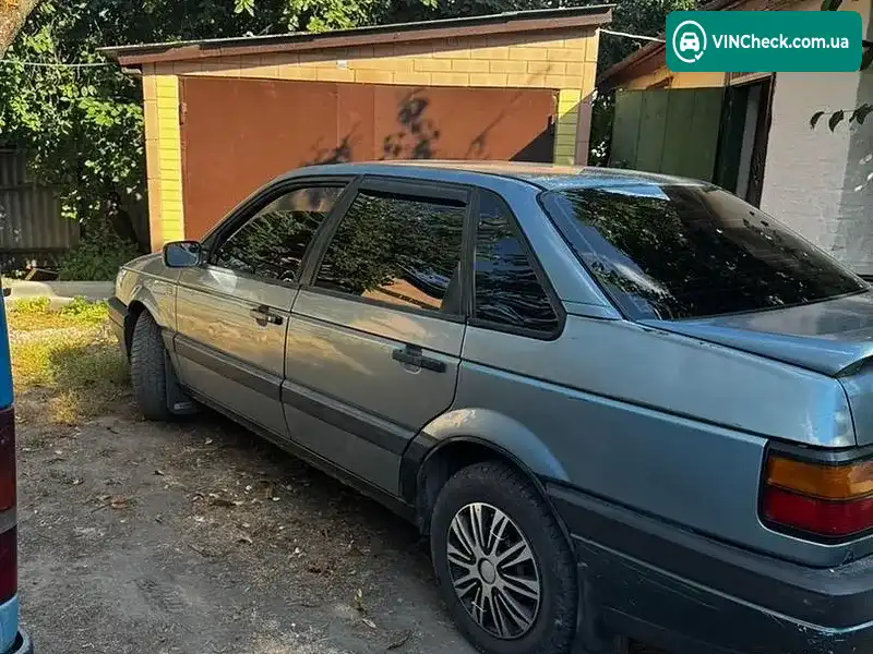 Volkswagen Passat 1990, фото з оголошення 2 з 7, VIN WVWZZZ31ZLB051050