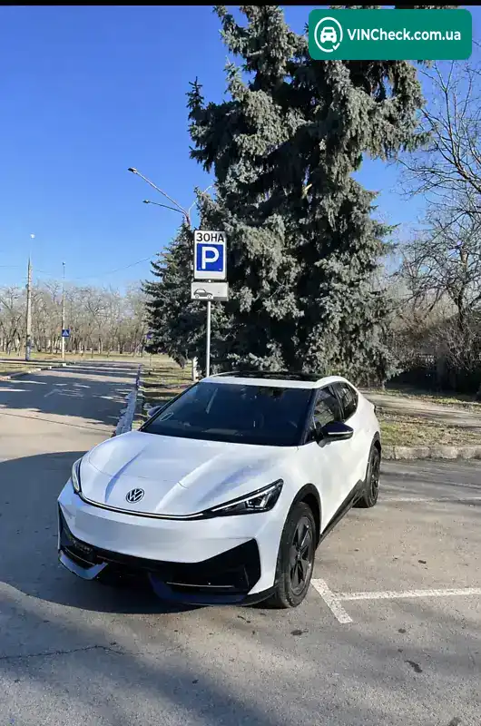 Volkswagen ID. UNYX 2025, фото з оголошення 2 з 8, VIN HVWJA1ER7S1202432