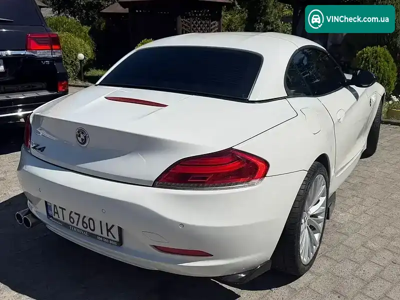 BMW Z4 2009, фото з оголошення 2 з 15, VIN WBALM31000E200085