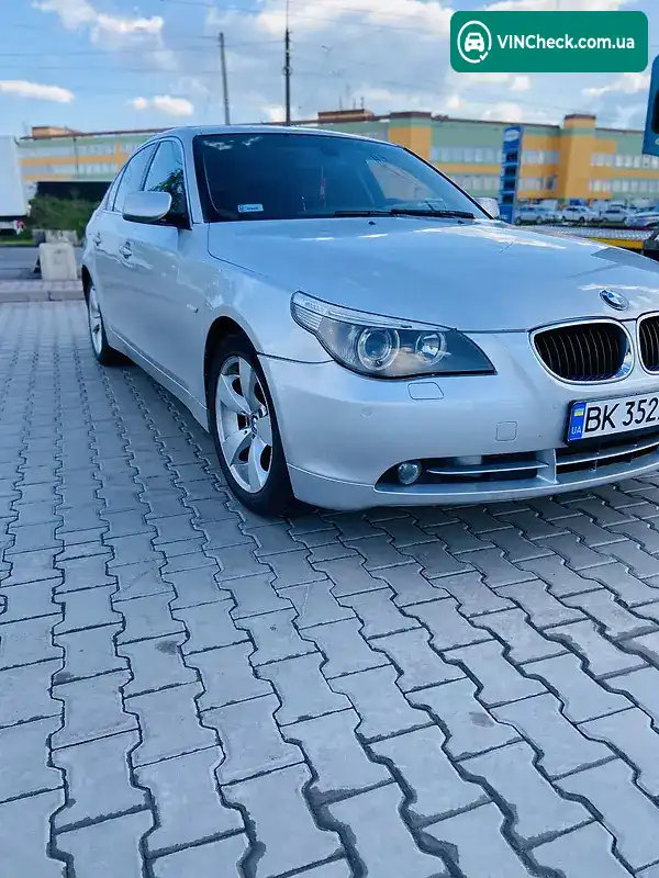 BMW 5 Series 2004, фото з оголошення 1 з 11, VIN WBANC51050B122685
