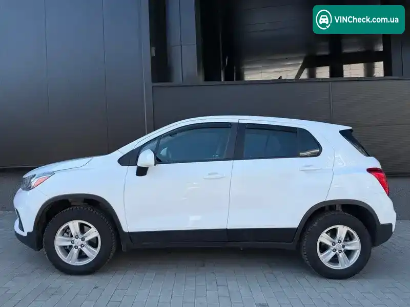 Chevrolet Trax 2017, фото з оголошення 2 з 13, VIN 3GNCJNSB4HL278007