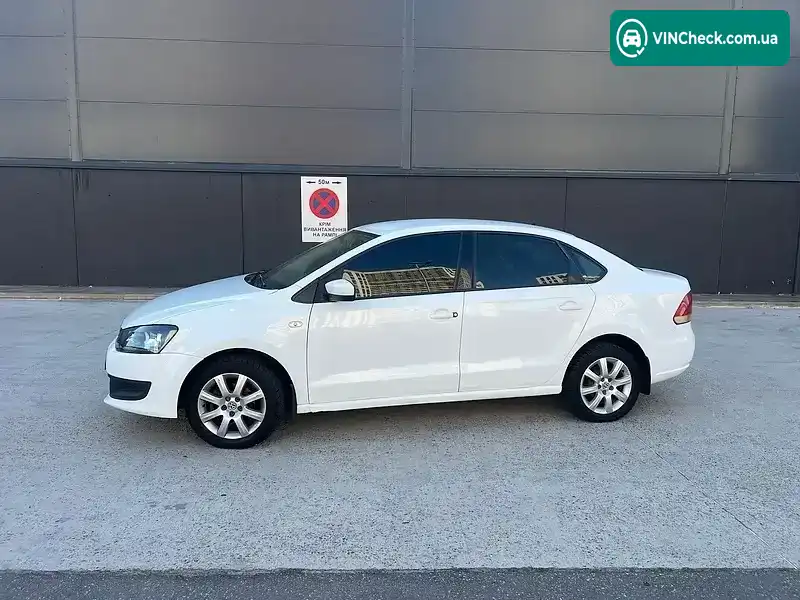 Volkswagen Polo 2013, фото з оголошення 2 з 8, VIN XW8ZZZ61ZDG044014