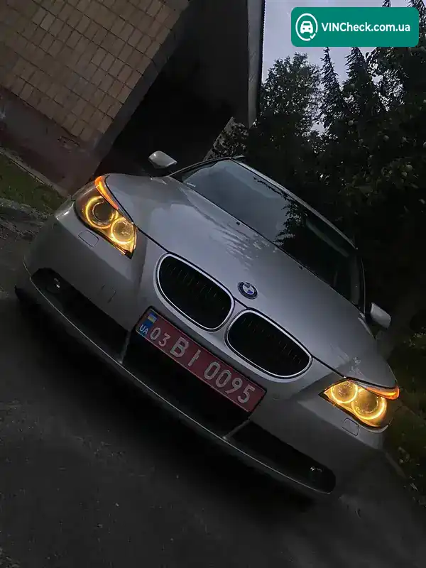 BMW 5 Series 2005, фото з оголошення 2 з 20, VIN WBANJ51040B428833