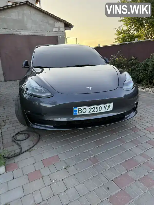 Tesla Model 3 2021, фото з оголошення 2 з 21, VIN 5YJ3E1EB8NF103397