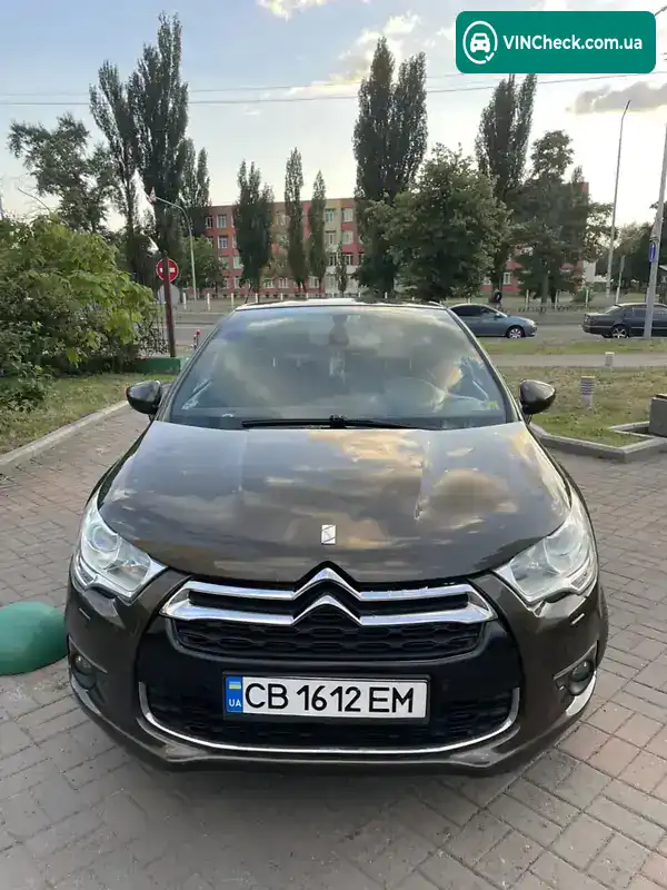 Citroen DS4 2012, фото з оголошення 2 з 21, VIN VF7NX5FEACY557867