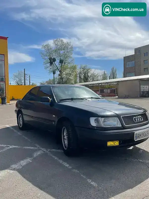 Audi 100 1992, фото з оголошення 2 з 11, VIN WAUZZZ4AZNA044239