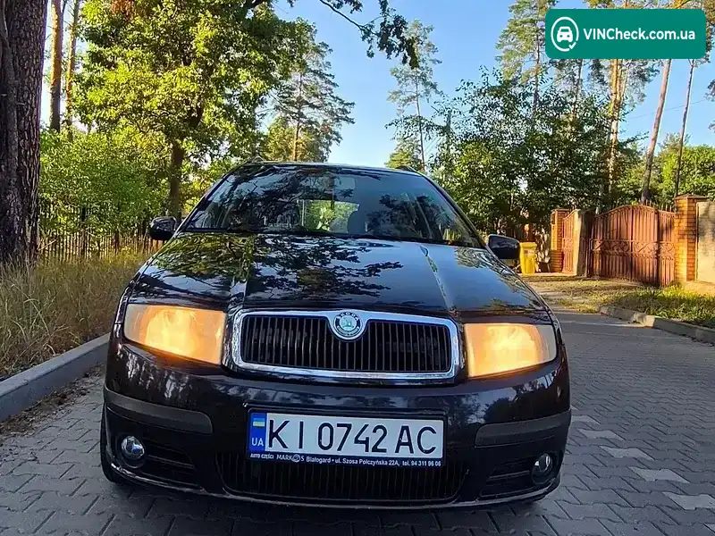 Skoda Superb 2005, фото з оголошення 2 з 20, VIN TMBGC26Y454332957