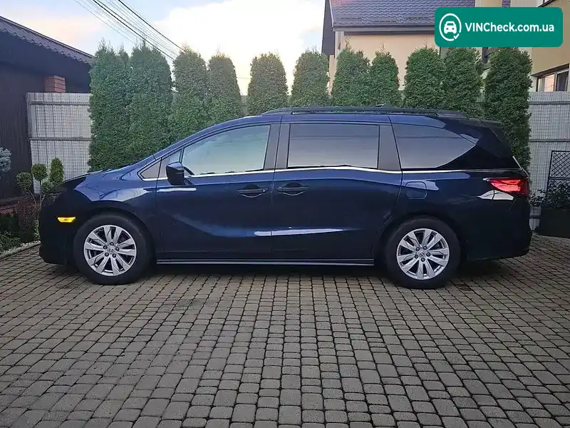 Honda Odyssey 2018, фото з оголошення 2 з 20, VIN 5FNRL6H26KB045178
