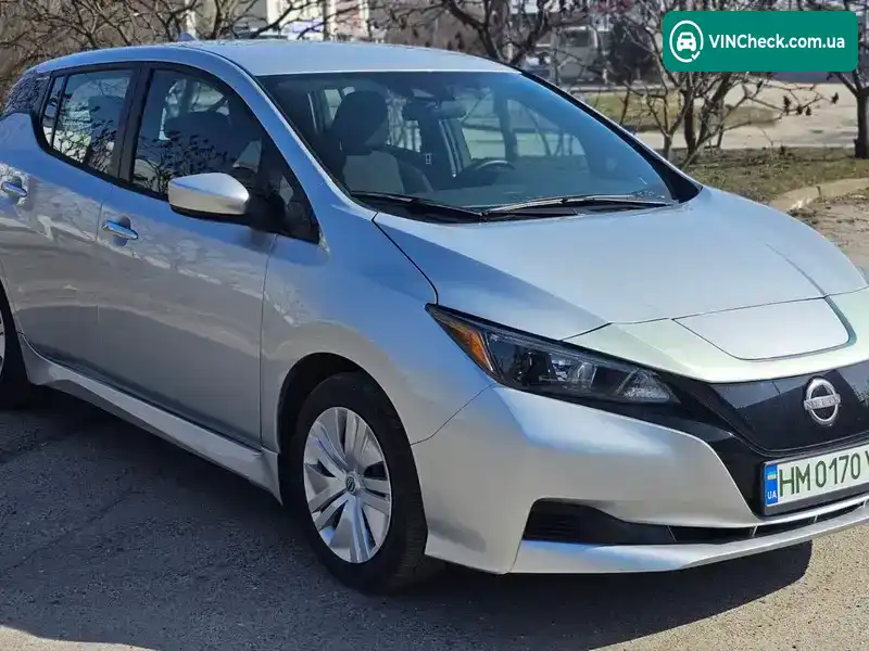 Nissan Leaf 2024, фото з оголошення 1 з 21, VIN 1N4AZ1BV7RC556039