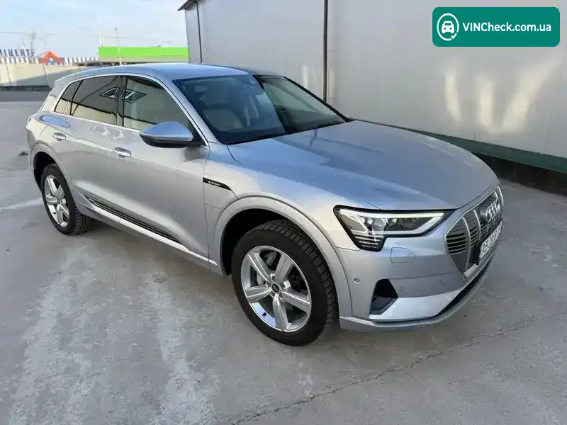 Audi e-tron 2021, фото з оголошення 2 з 21, VIN WAUZZZGE5NB008218