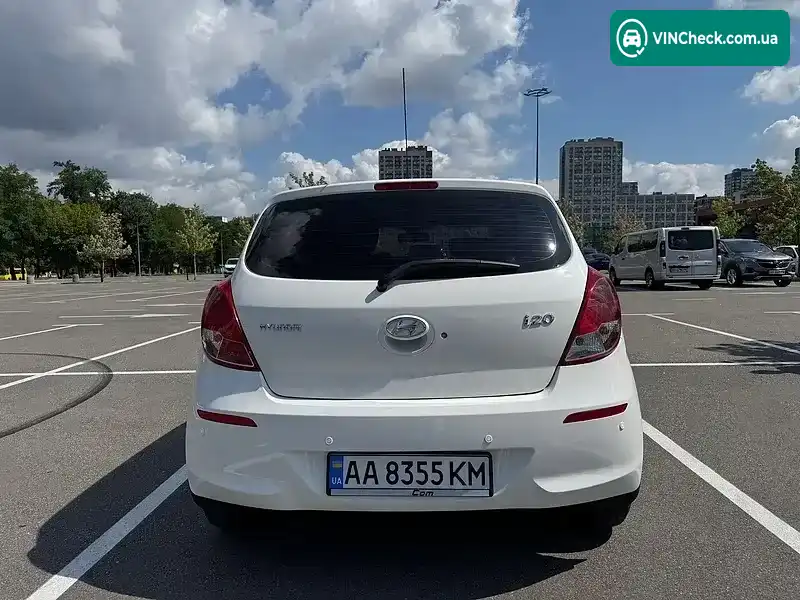 Hyundai i20 2014, фото з оголошення 2 з 18, VIN MALBA51CBEM631028