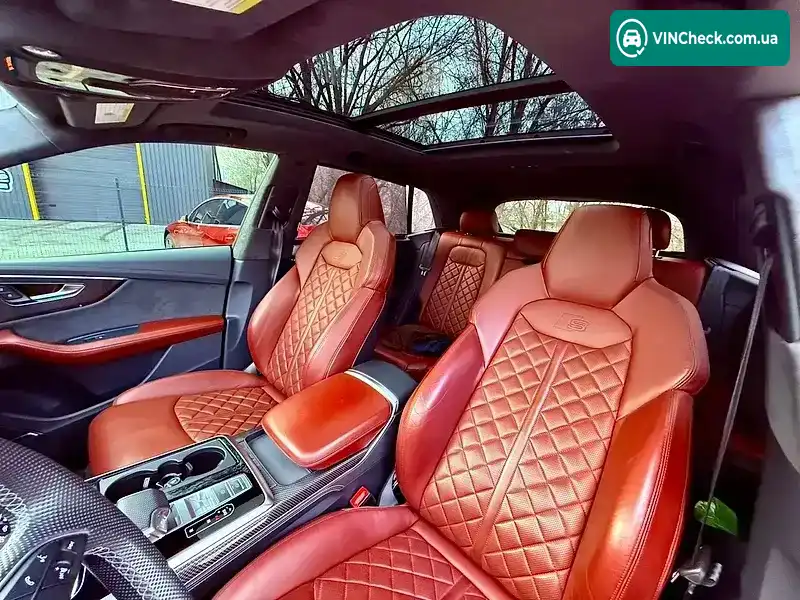 Audi SQ8 2020, фото з оголошення 2 з 19, VIN WA1CWBF19MD017881