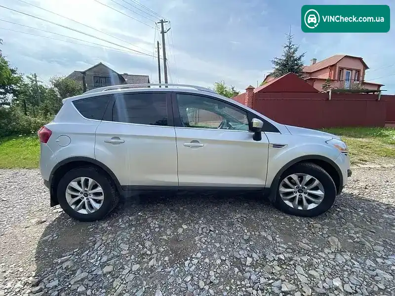Ford Kuga 2011, фото з оголошення 1 з 10, VIN WF0RXXGCDRBY32812