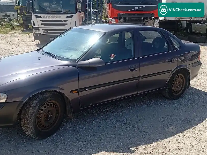 Opel Vectra 1996, фото з оголошення 2 з 13, VIN W0L000036T1201362