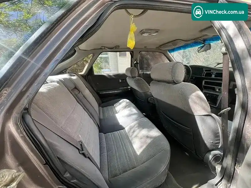 Mazda 626 1991, фото з оголошення 2 з 9, VIN JMZGD14D201588644